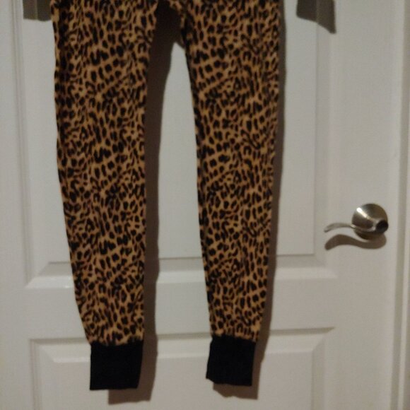 Victoria's Secret Pink Long Jane One Piece Leopard Loungewear PJs S/P - Picture 4 of 11